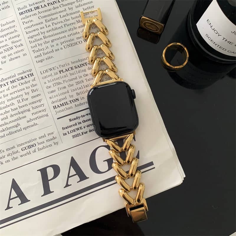 Woman's Luxury Heart Bracelet Gold Apple Watch Bands